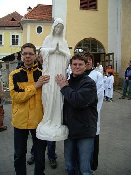 žehnání sochy P.Marie, Matky čisté lásky