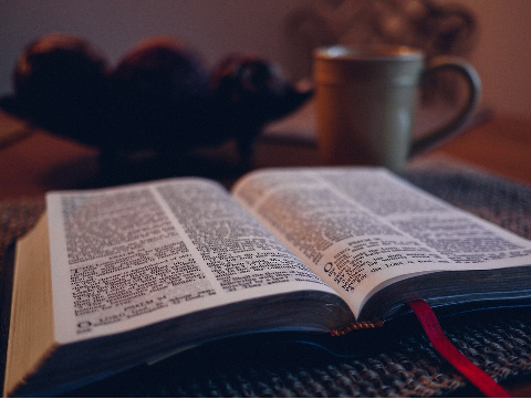 Bible, zdroj: www.pixabay.com, CC0 Public Domain 